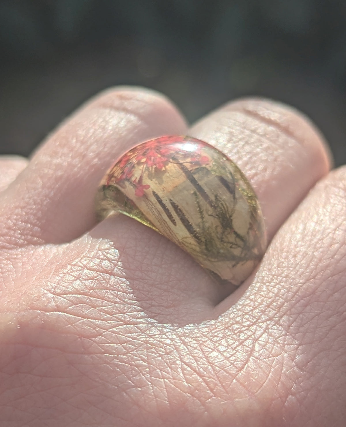 Forest inspired resin ring with natural birch bark and green moss by EL-Creations