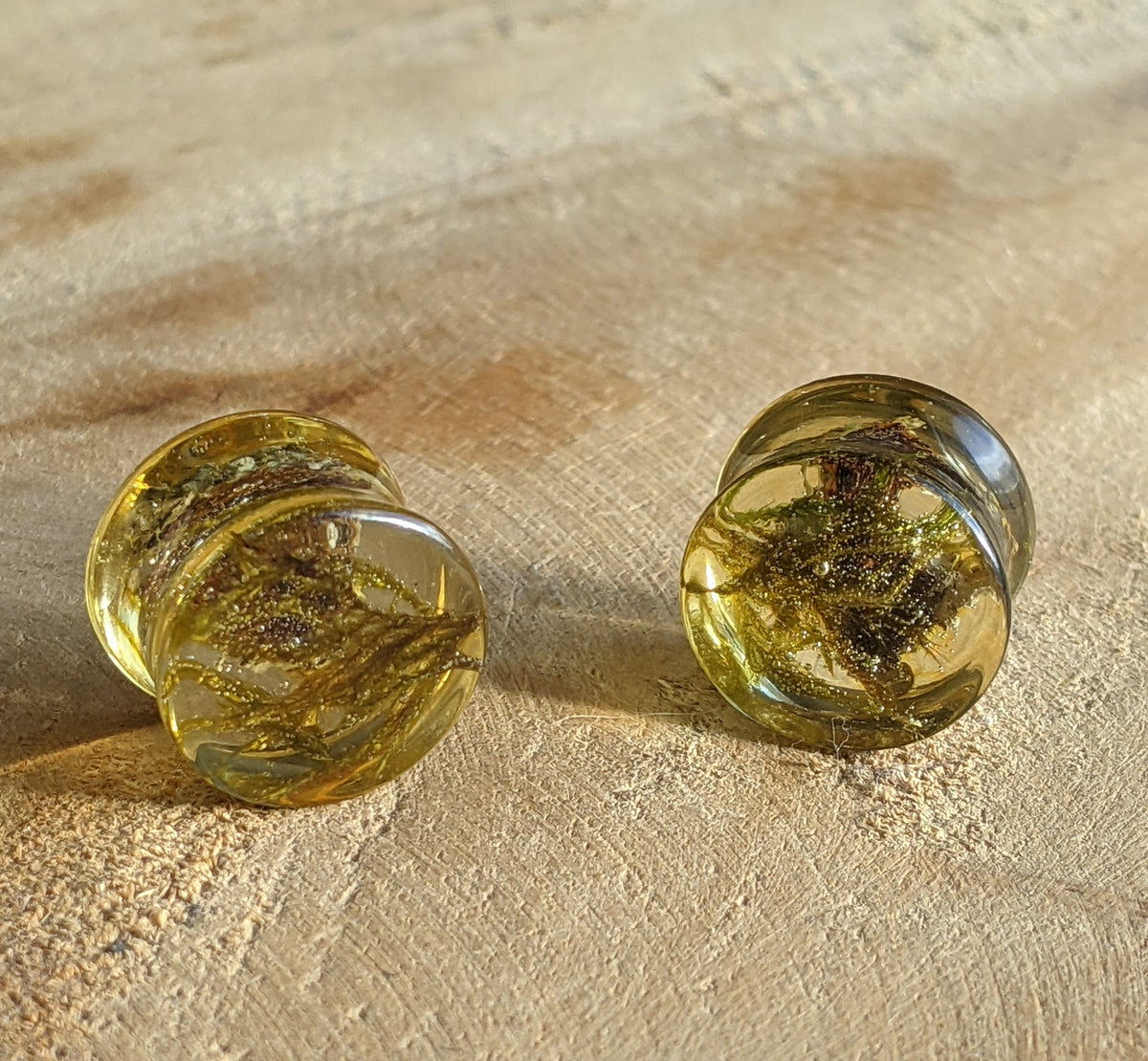 Handcrafted forest moss resin tunnels - EL-Creations