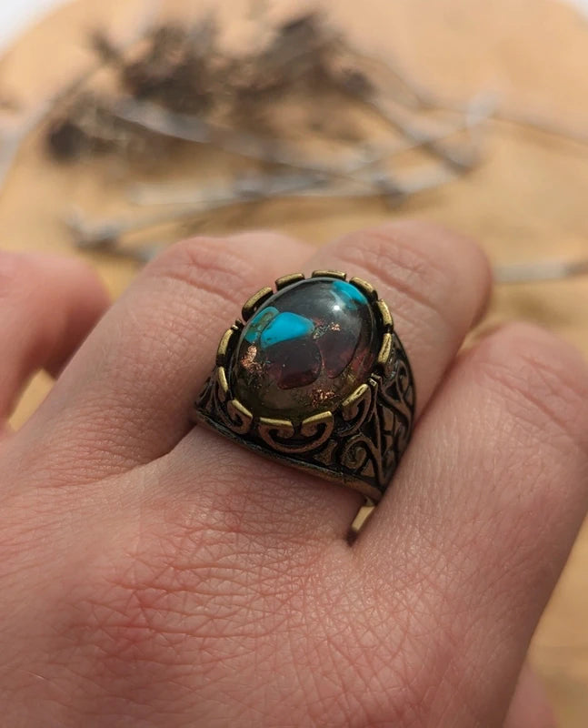 Real garnet and turquoise unisex ring worn on finger, nature gemstone jewelry Belgium