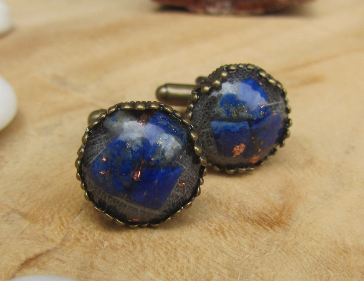 Boutons de manchette en résine, paillettes de cuivre et lapis-lazuli