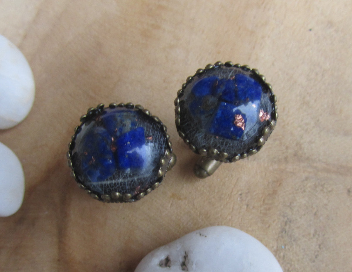 Boutons de manchette en résine, paillettes de cuivre et lapis-lazuli