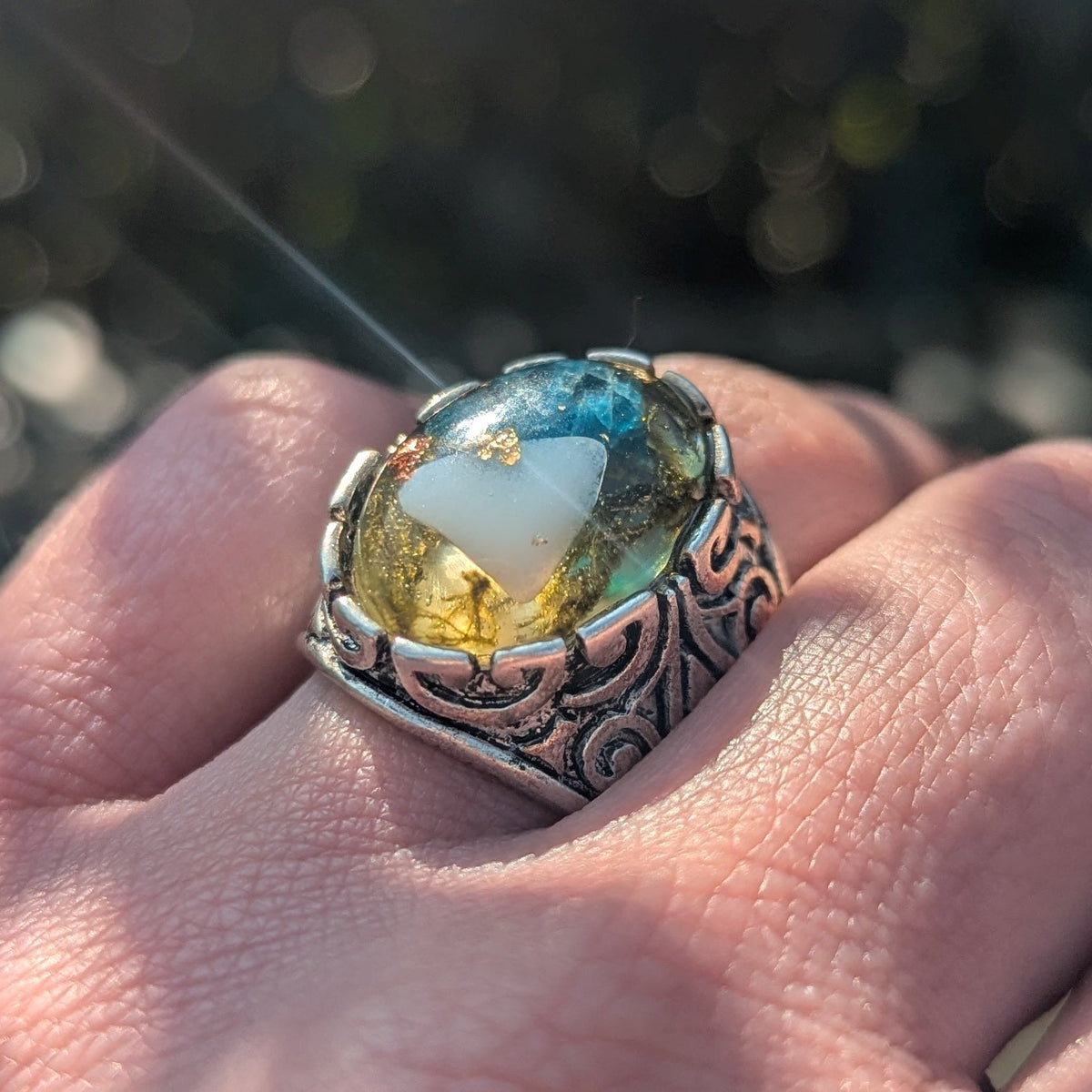 Handmade adjustable ring with blue tourmaline, white stone, moss and gold flakes in clear resin — EL-Creations