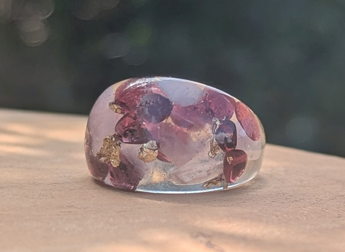 Garnet and rose quartz crystal ring in clear resin by EL-Creations