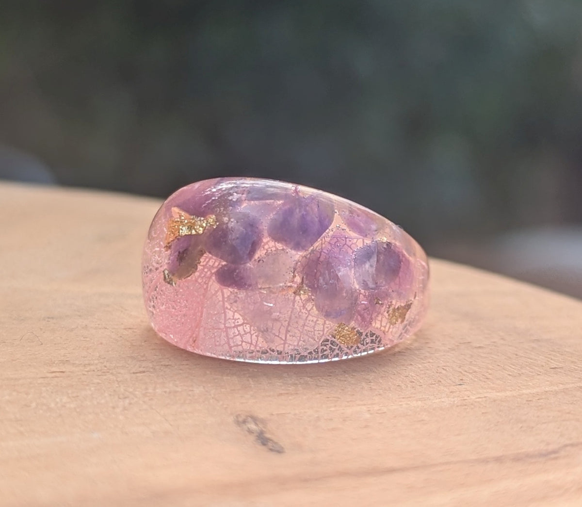 Botanical resin ring featuring natural amethyst pink leaf and gold flakes by EL-Creations