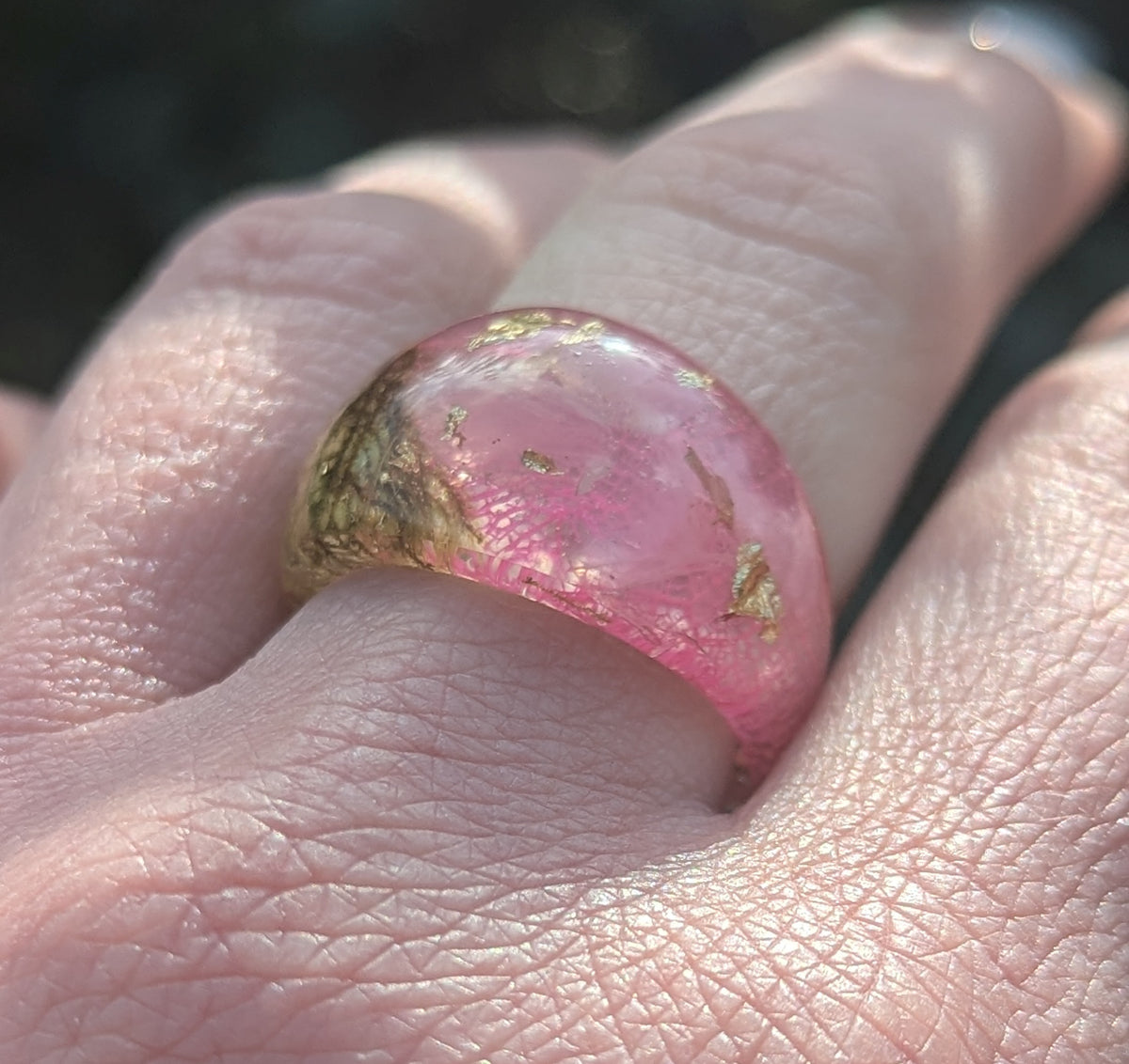 Nature inspired resin ring with moss and botanical elements by EL-Creations
