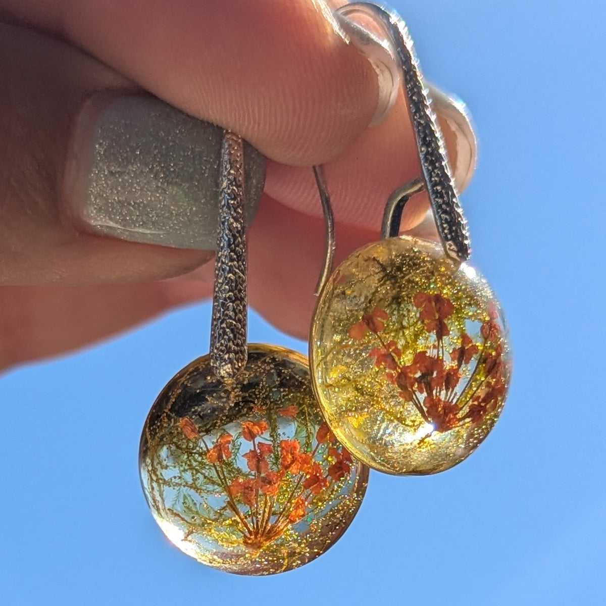 Handmade resin earrings with real pressed flowers and forest moss, sterling silver hooks, EL Creations Belgium