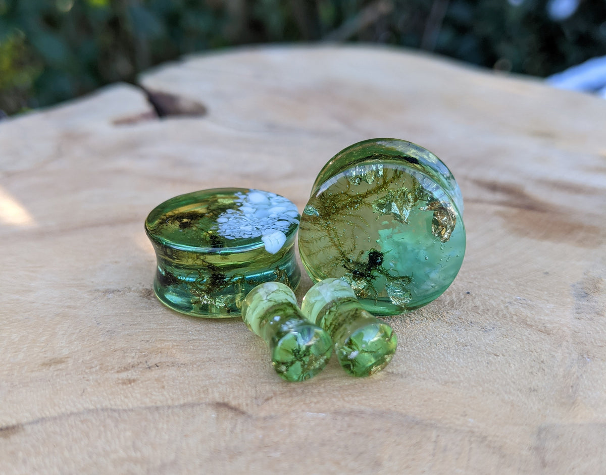 Green resin plugs for stretched ears - EL-Creations