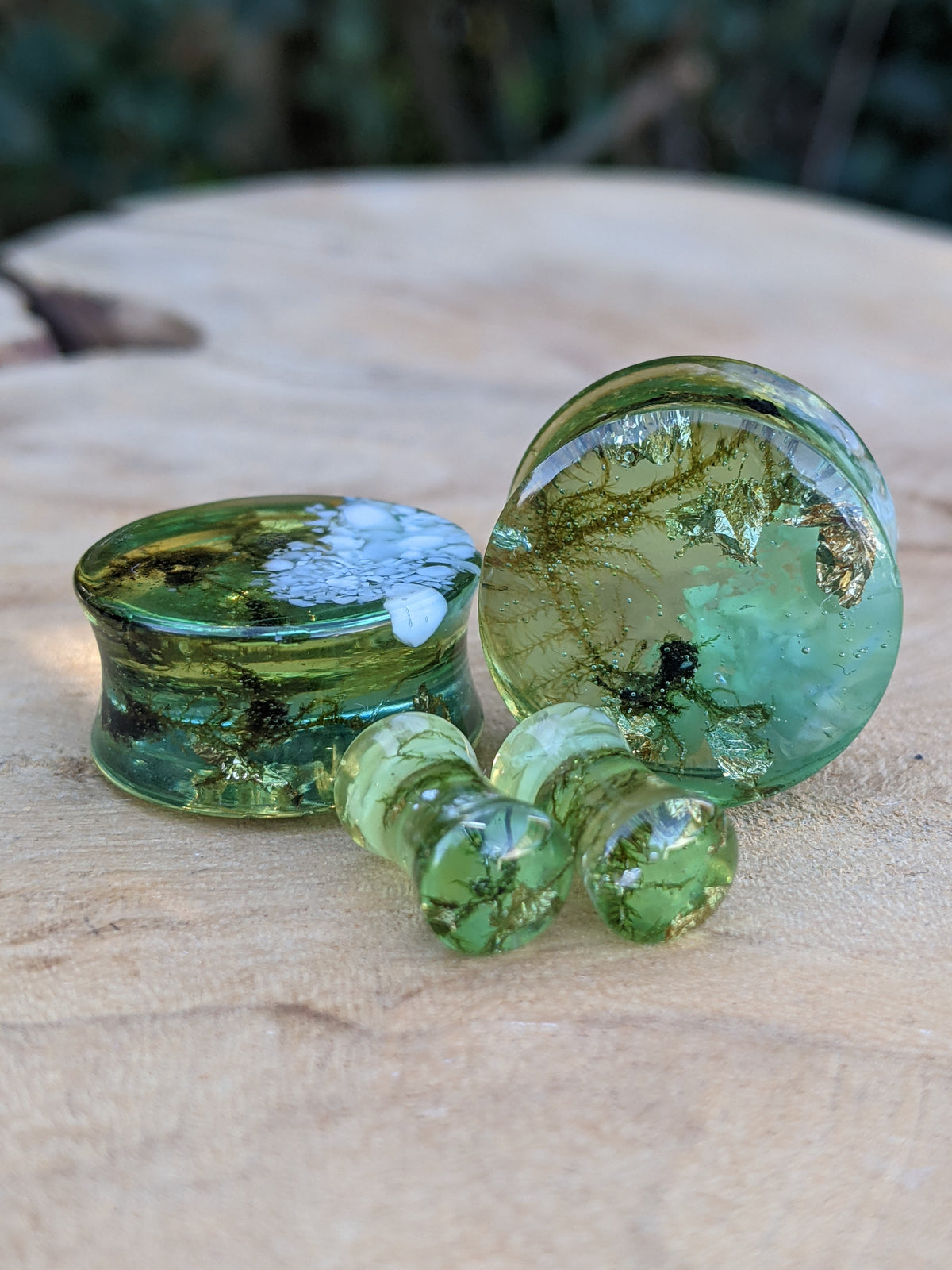 Nature inspired resin ear plugs with white stone - EL-Creations