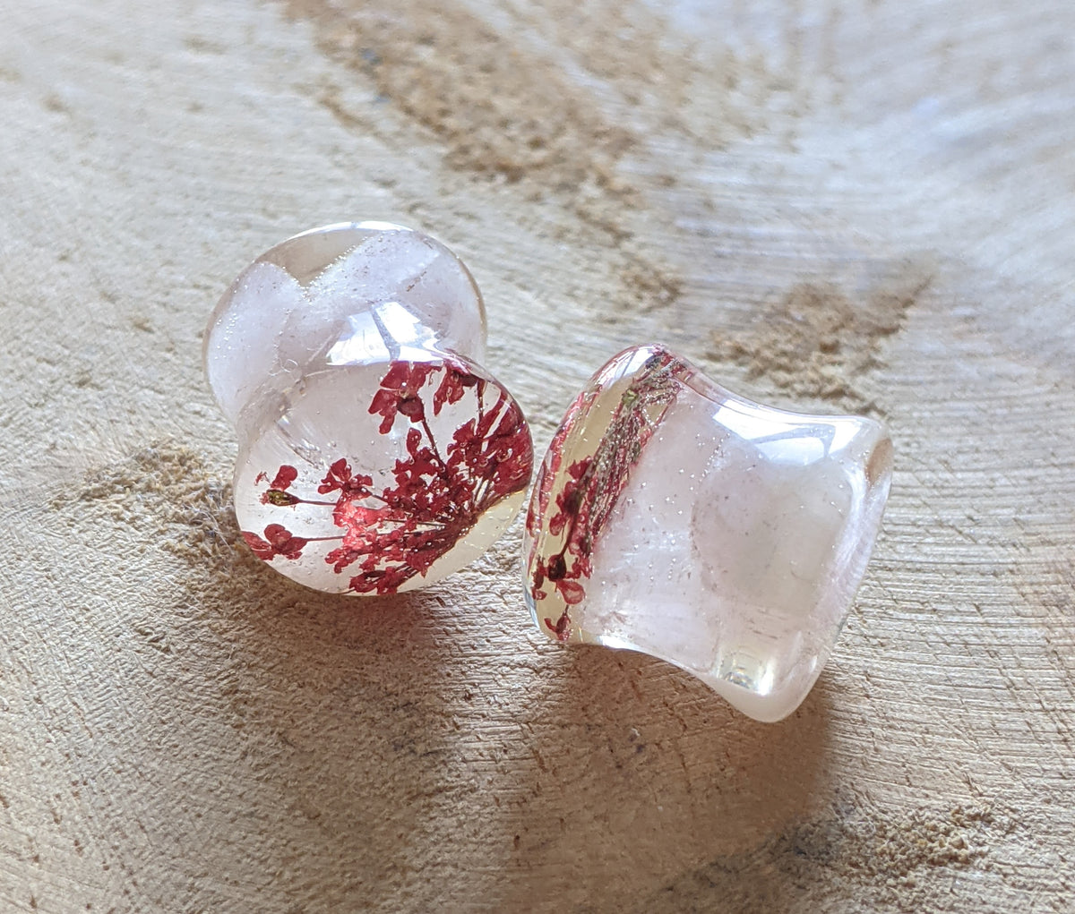 Handmade botanical gemstone ear gauge jewelry with rose quartz EL-Creations
