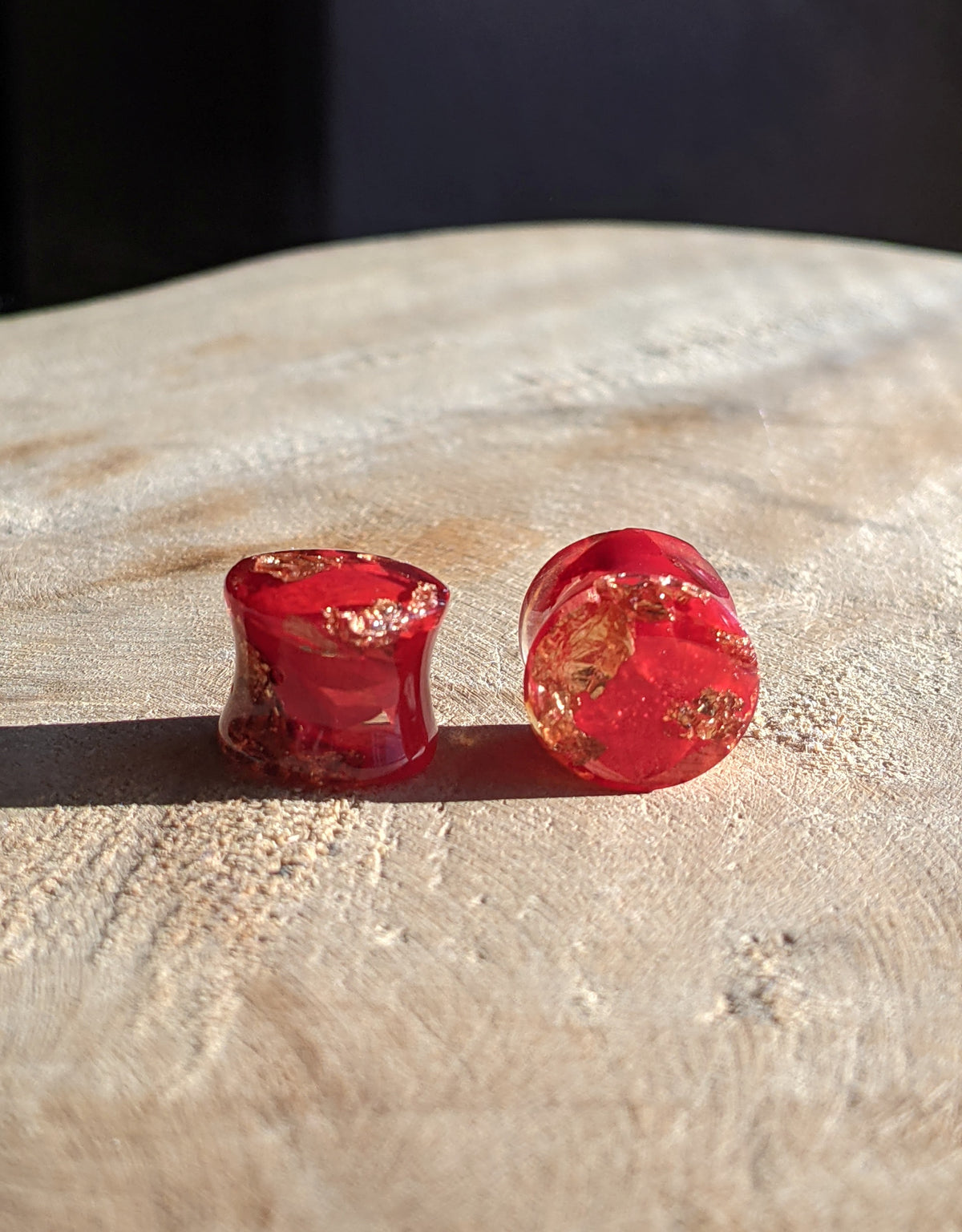 Handmade botanical ear gauge jewelry with tulip petals and copper flakes EL-Creations