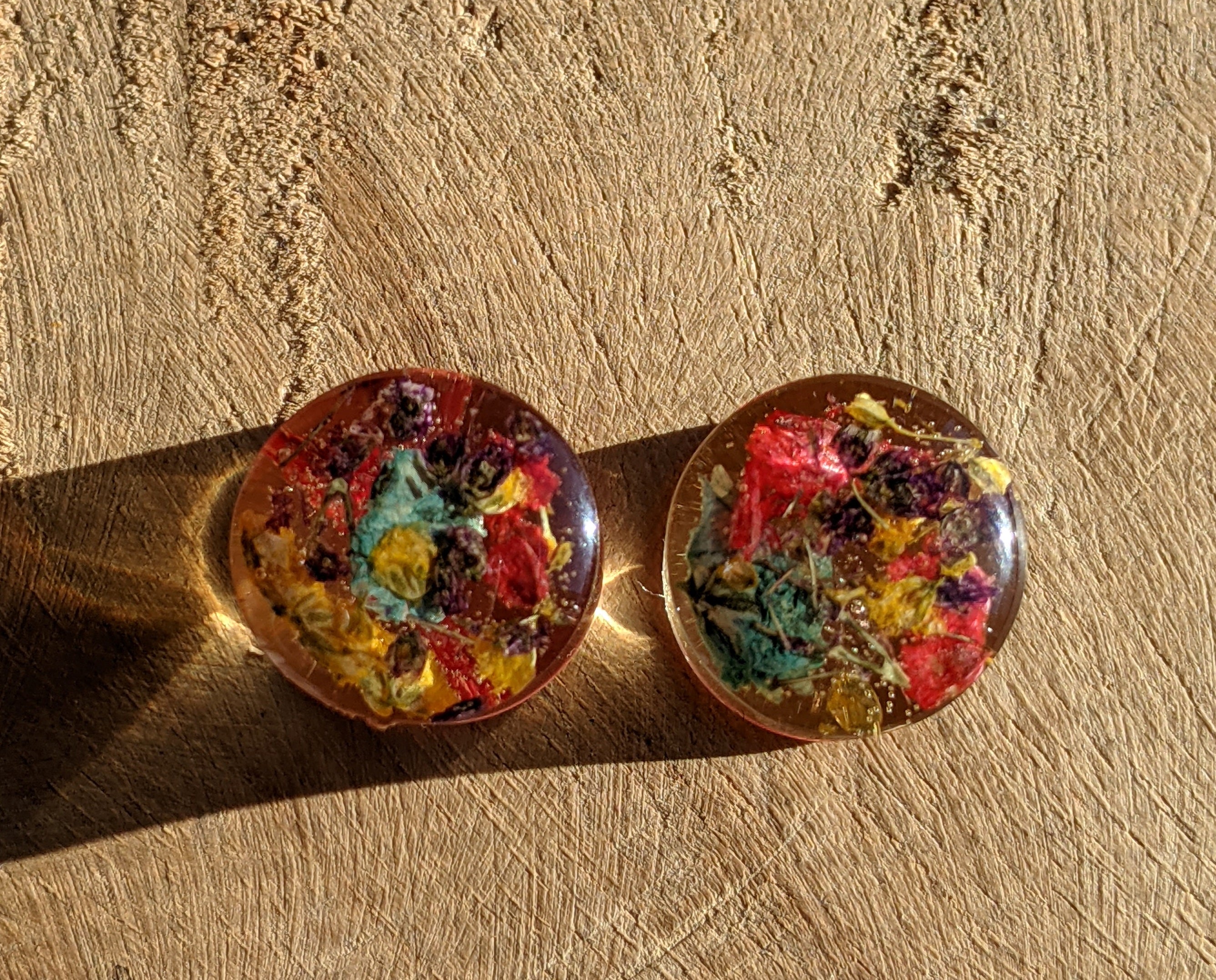 Multicolor Pressed Flower Resin Plug Earrings