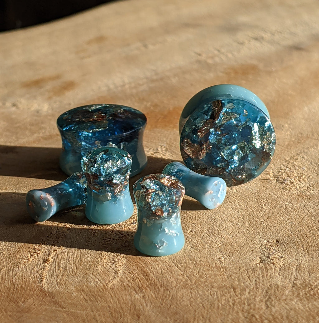 Boucles d'oreilles en résine bleu turquoise à deux faces