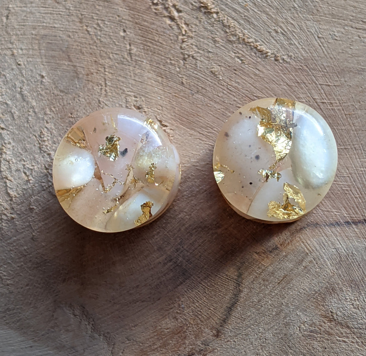 Unique pink resin ear plugs for stretched ears - EL-Creations