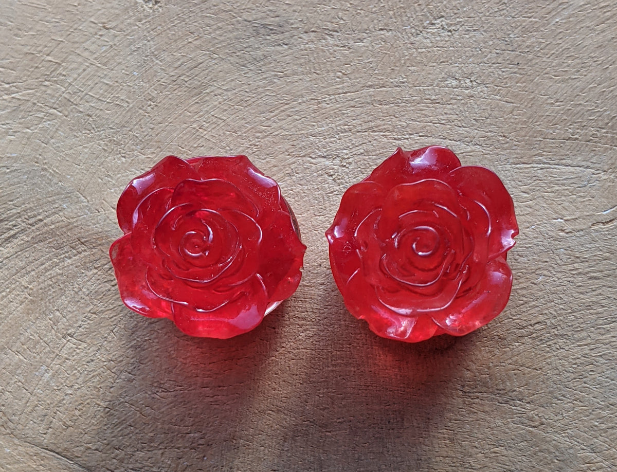 Glossy deep red resin ear plugs - EL-Creations