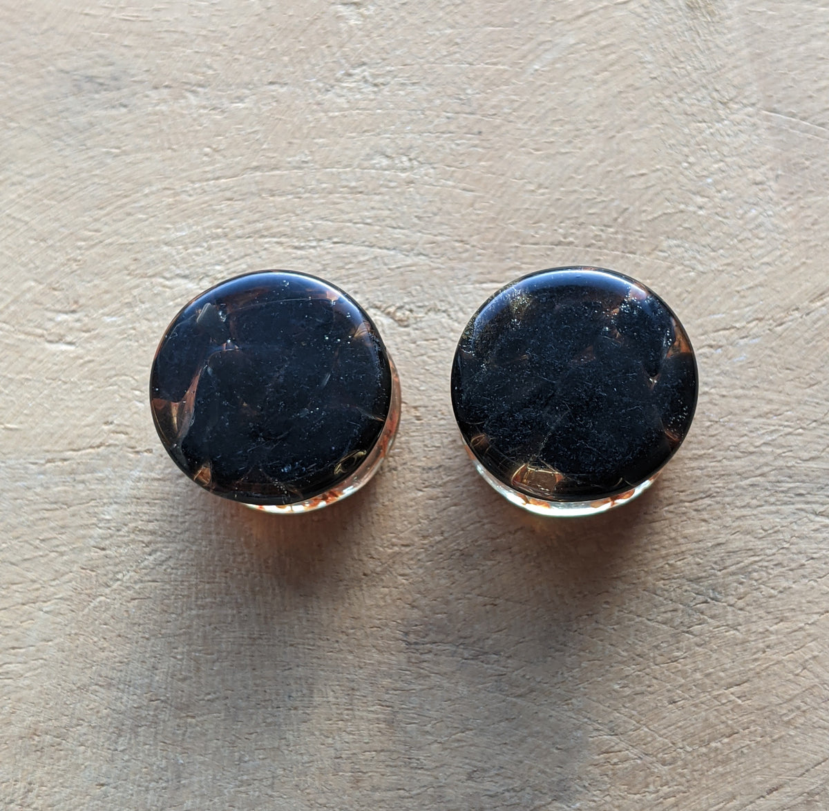 Botanical black onyx resin ear plugs - EL-Creations