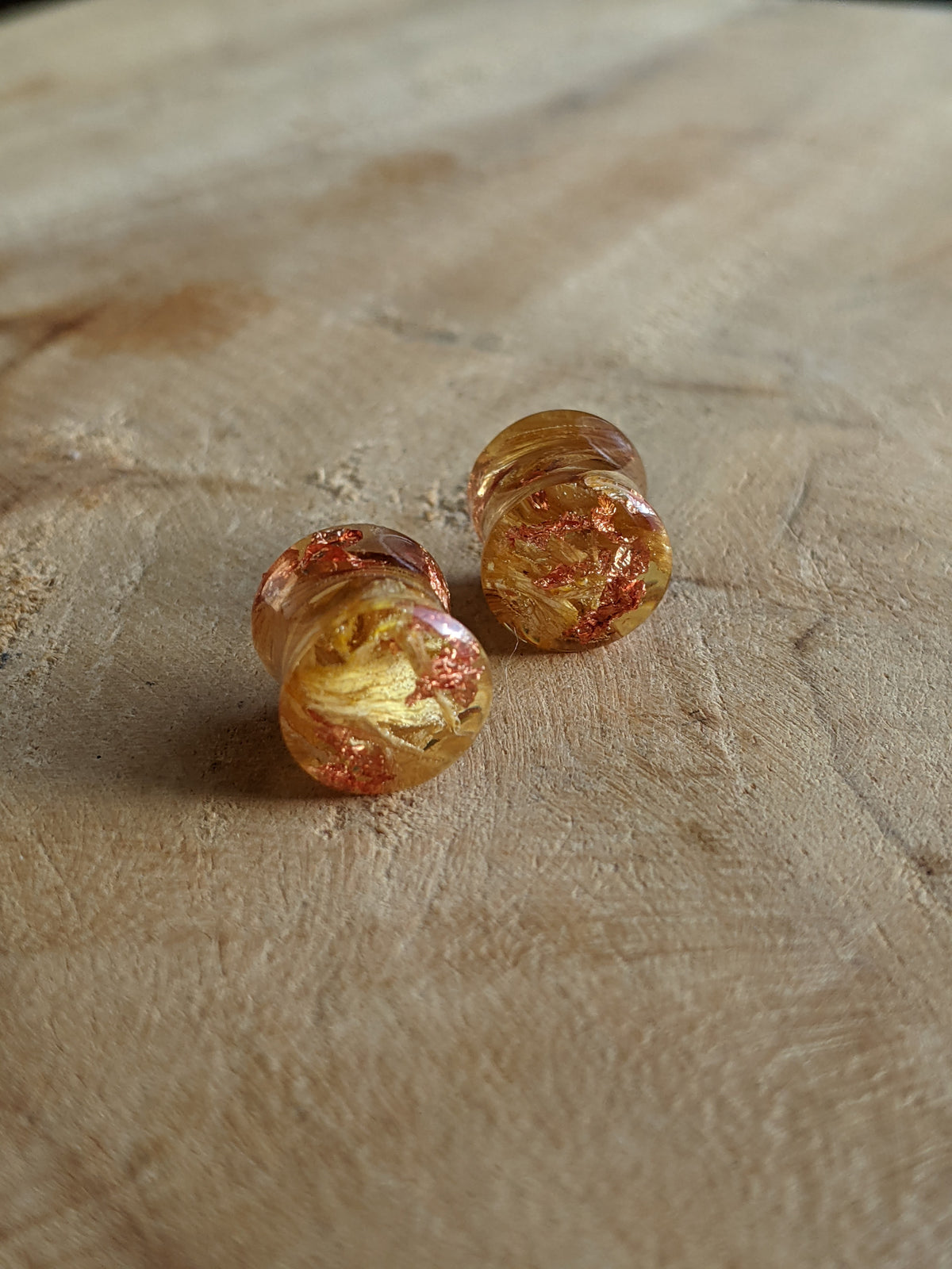 Handcrafted sunflower resin tunnels with copper flakes - EL-Creations