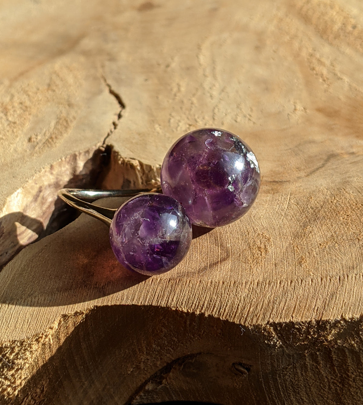 Unique purple amethyst resin ring – handmade zodiac gift for her – EL-CreationS