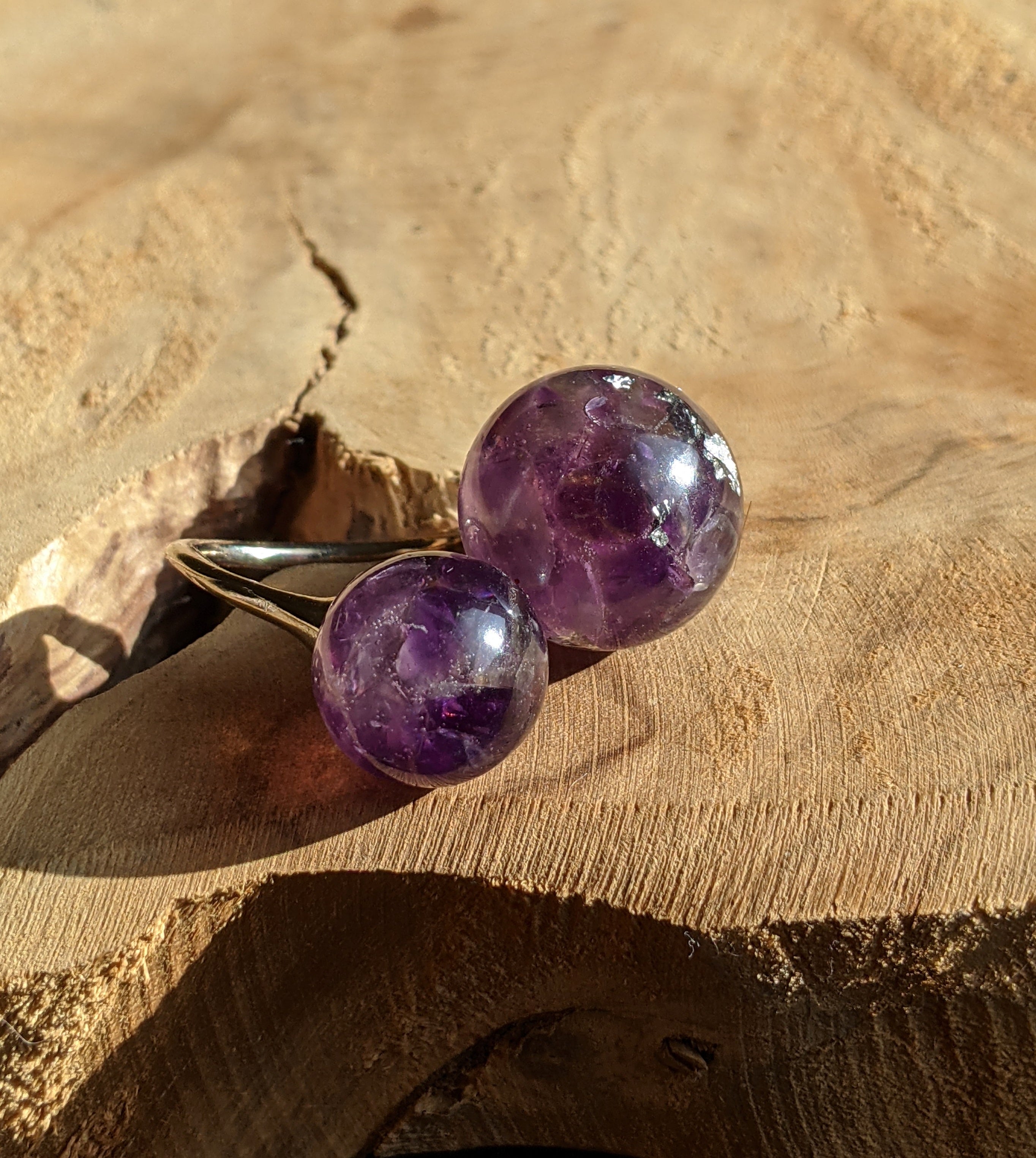 Amethyst ball ring, Amethyst resin ring, Aquarius jewelry, Aquarius stone ring, Purple ring, Purple stone ring