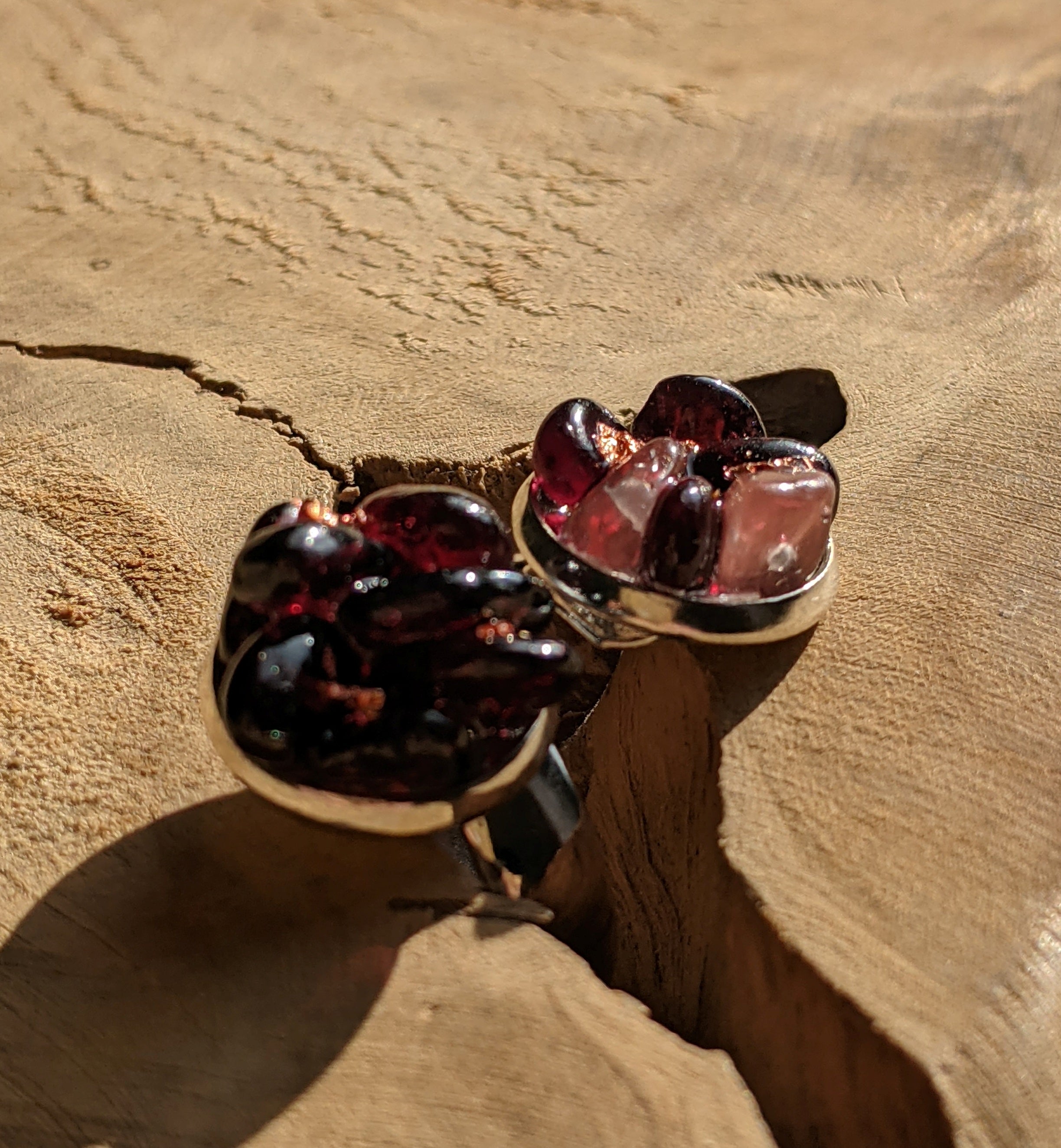 Bague en grenat et quartz rose, bague en pierre naturelle, bague en pierre précieuse, bague en grenat, bague en quartz rose, bague du zodiaque, bijou en pierre du Capricorne