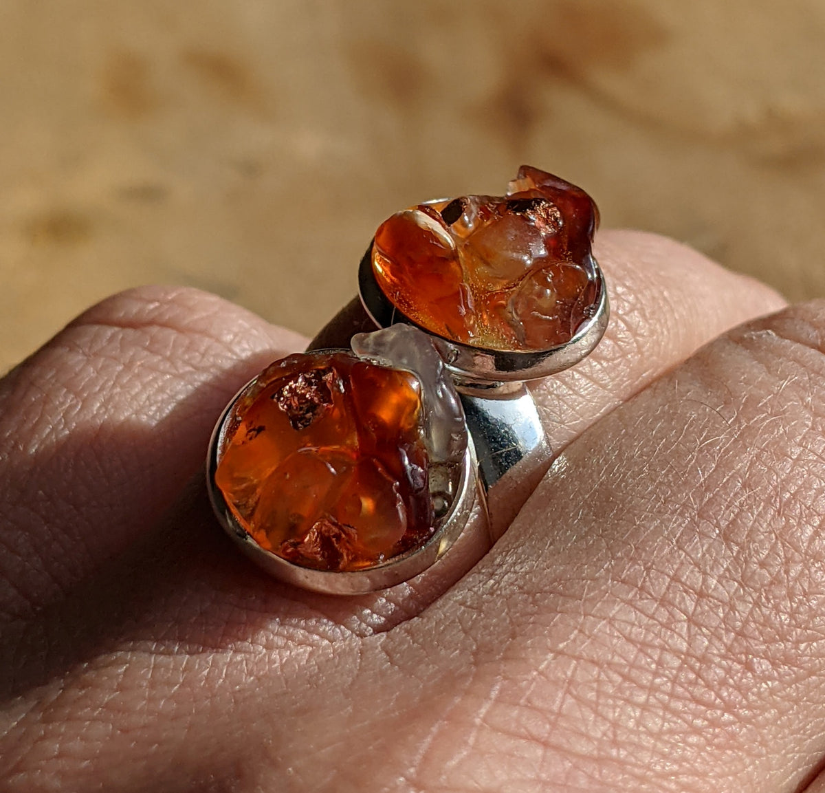 Handmade orange carnelian resin ring – adjustable tarnish-free band, unique gemstone jewelry – EL-CreationS