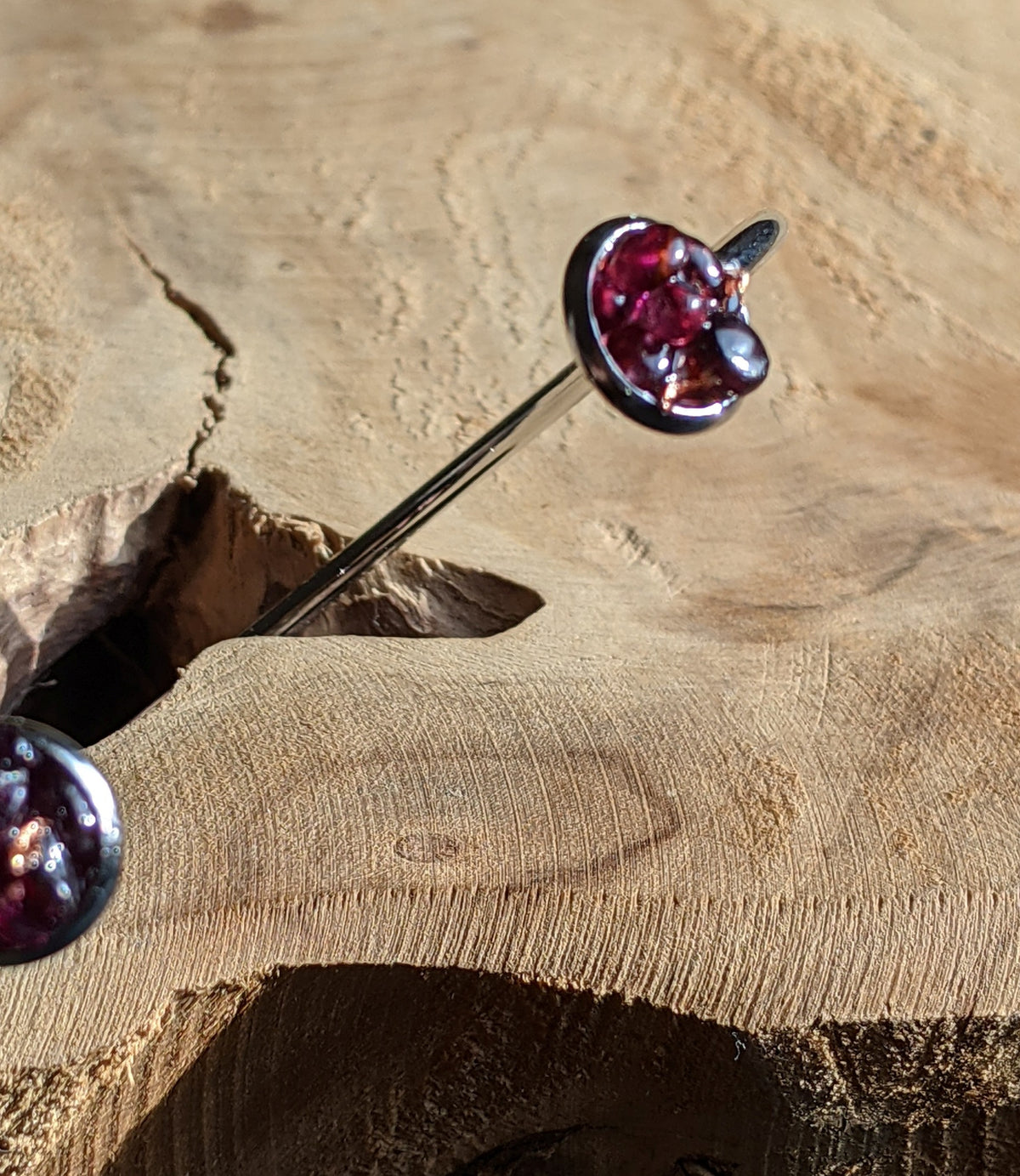 Natural deep red garnet bracelet on stainless steel cuff – EL-Creations