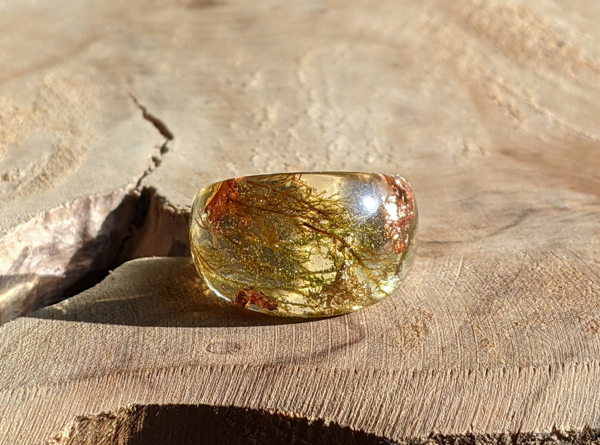 Nature inspired resin ring with green moss and copper flakes by EL-Creations