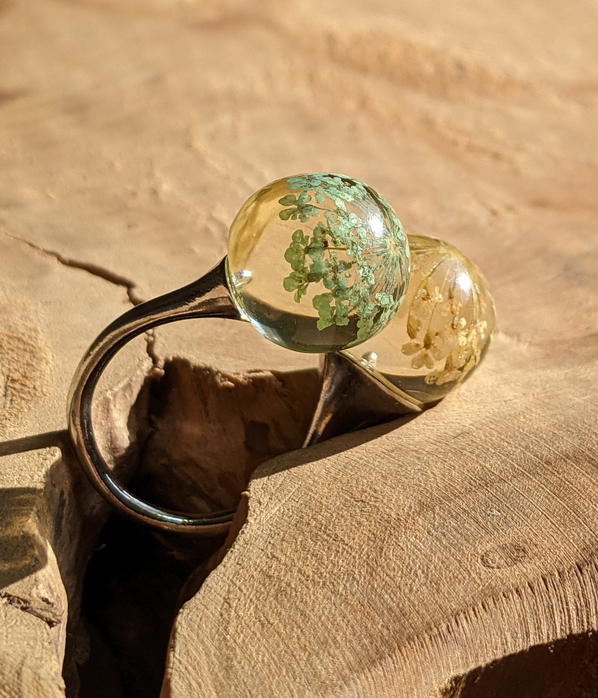 Handmade real flower ring adjustable stainless steel band, EL-Creations Belgium