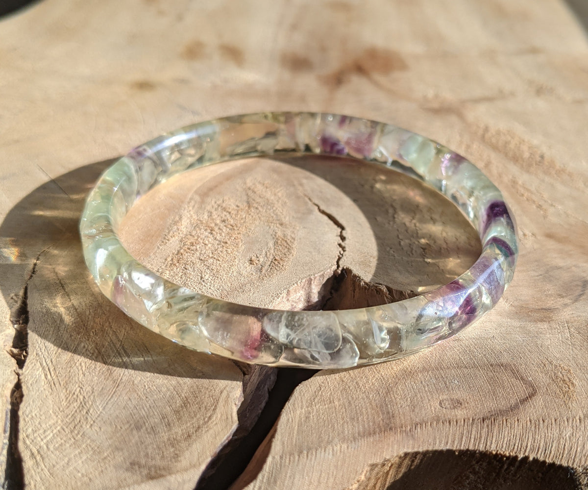 Crystal clear resin bangle with genuine fluorite – EL-Creations