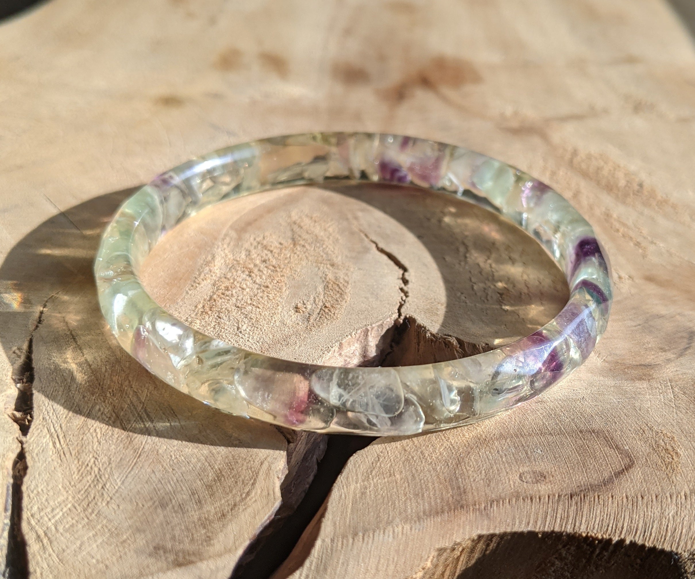 Bracelet jonc en résine fluorite arc-en-ciel