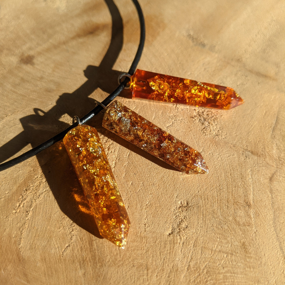 Amber crystal point resin necklace with gold flakes by EL-Creations
