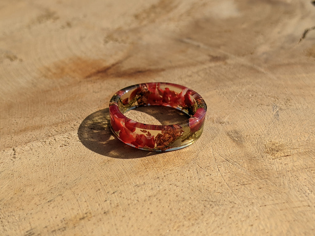Bague en Résine Éclats de Cuivre Mousse Corail Rouge