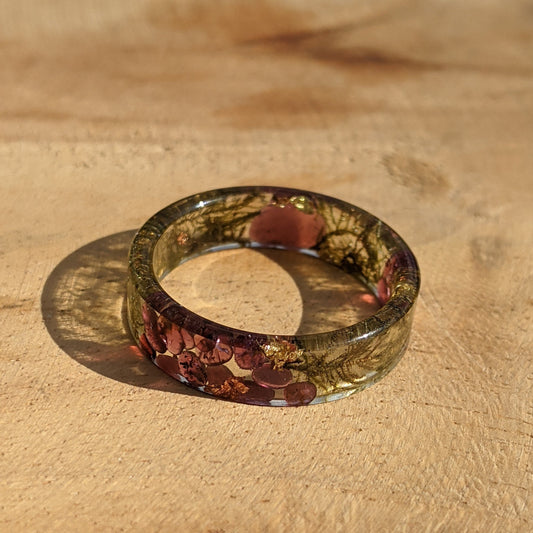 Garnet Moss Gold & Copper Flakes Resin Ring by EL-Creations