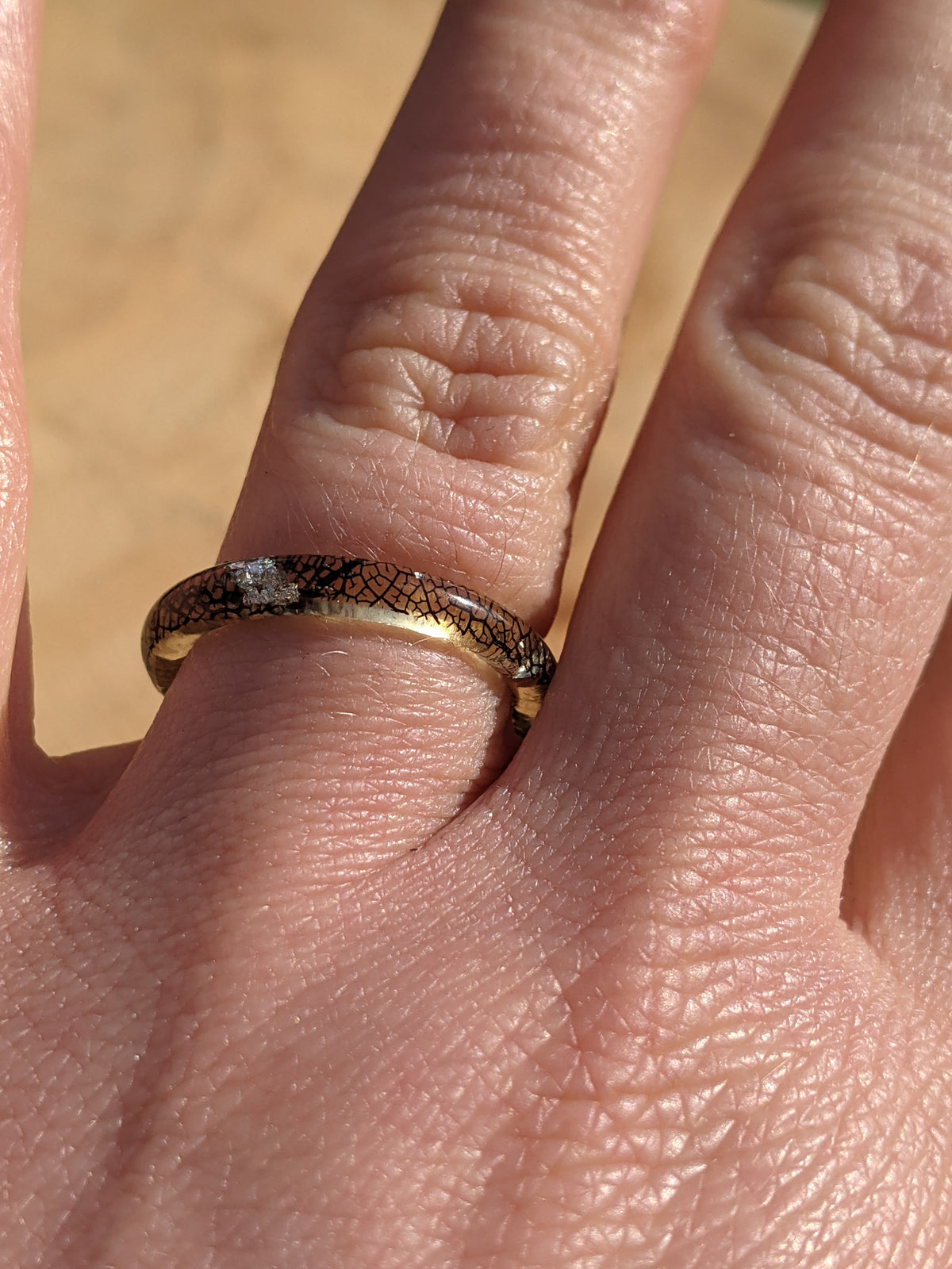 Real leaf resin ring with silver flakes – EL-Creations