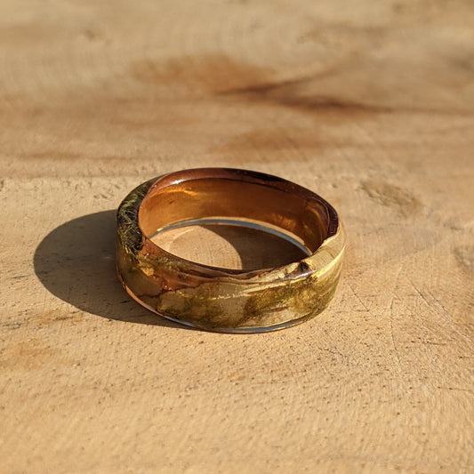 Birch Bark Moss & Copper Flakes Resin Ring by EL-Creations