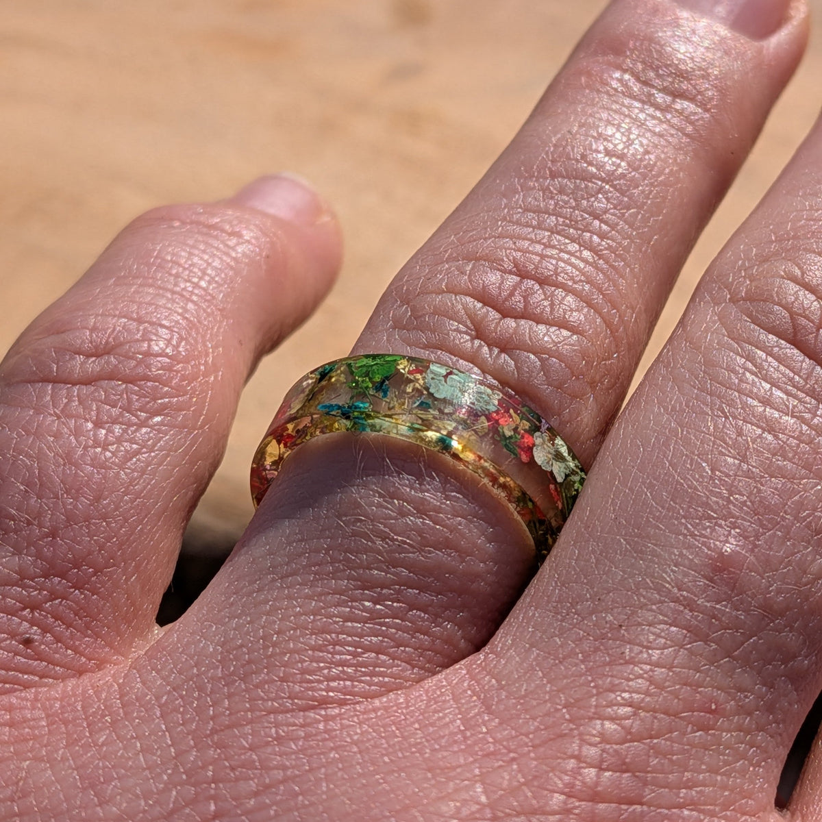 Colorful floral resin ring with preserved garden flowers by EL-Creations