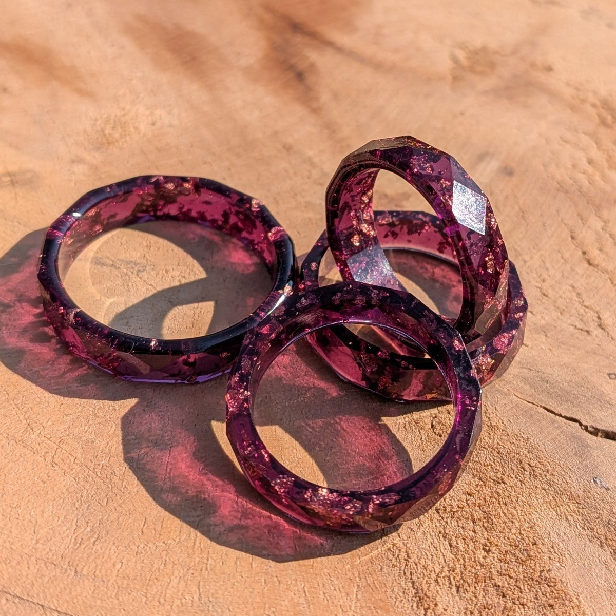 Glossy violet resin statement ring with metallic copper flakes by EL-Creations