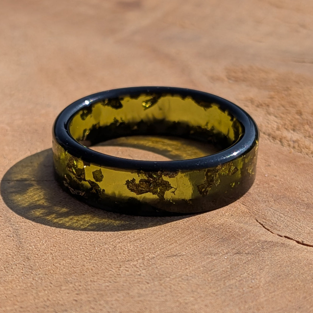 Handmade jade green resin ring with gold flakes by EL-Creations