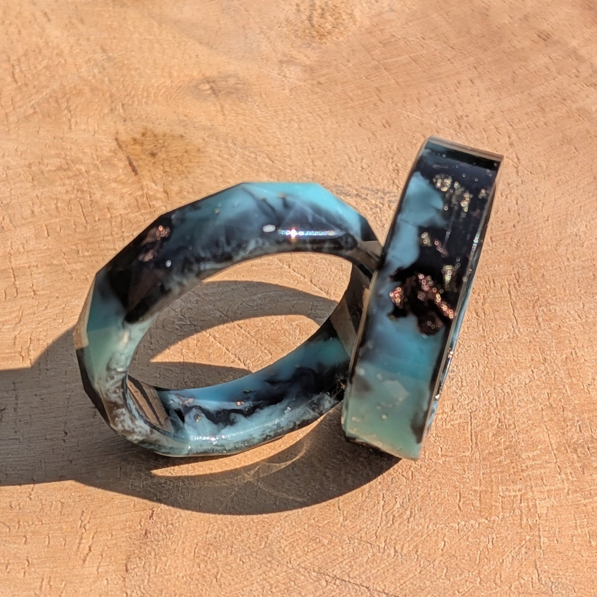 Black turquoise resin ring – EL-Creations