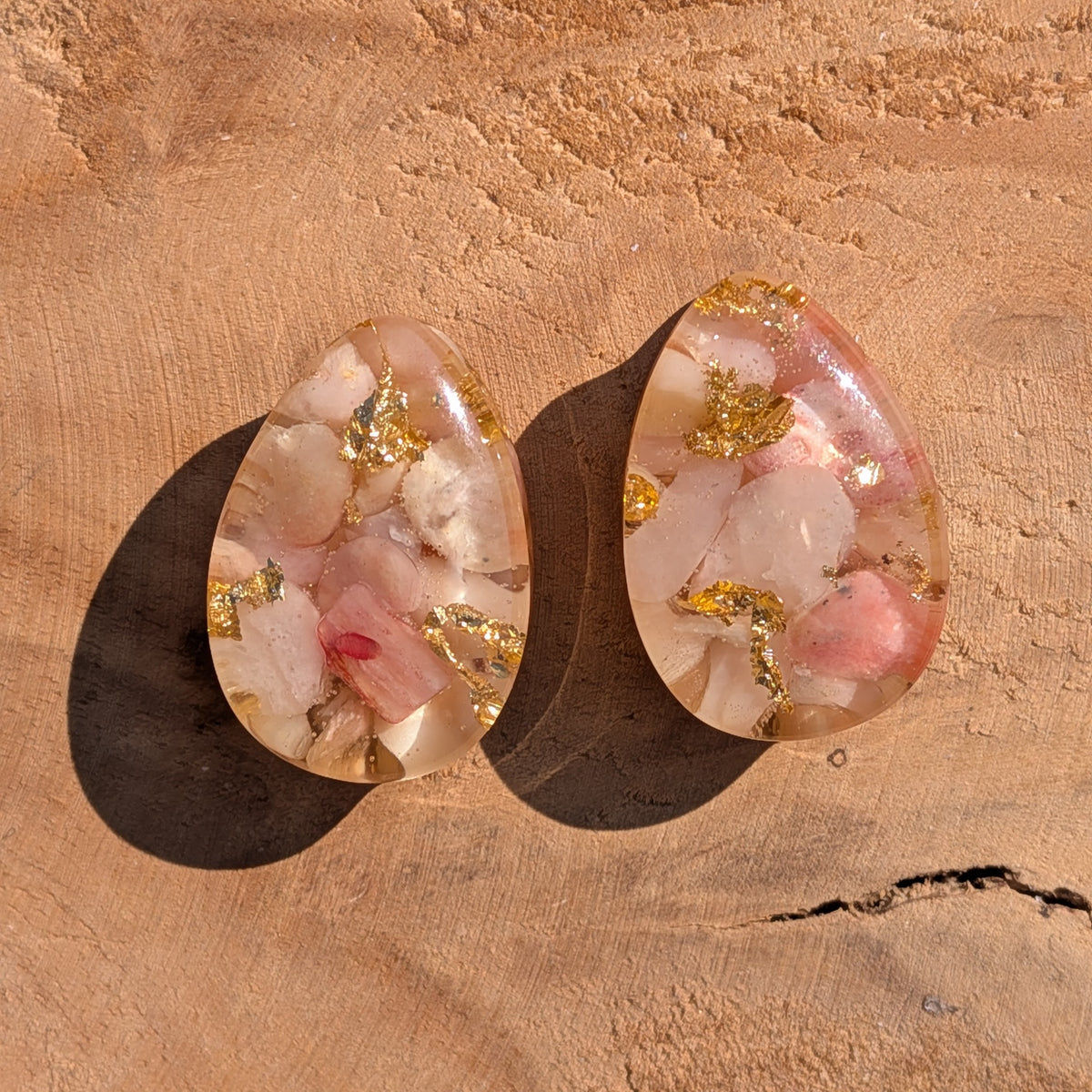 Handmade rose quartz resin ear gauges with gold flakes EL-Creations