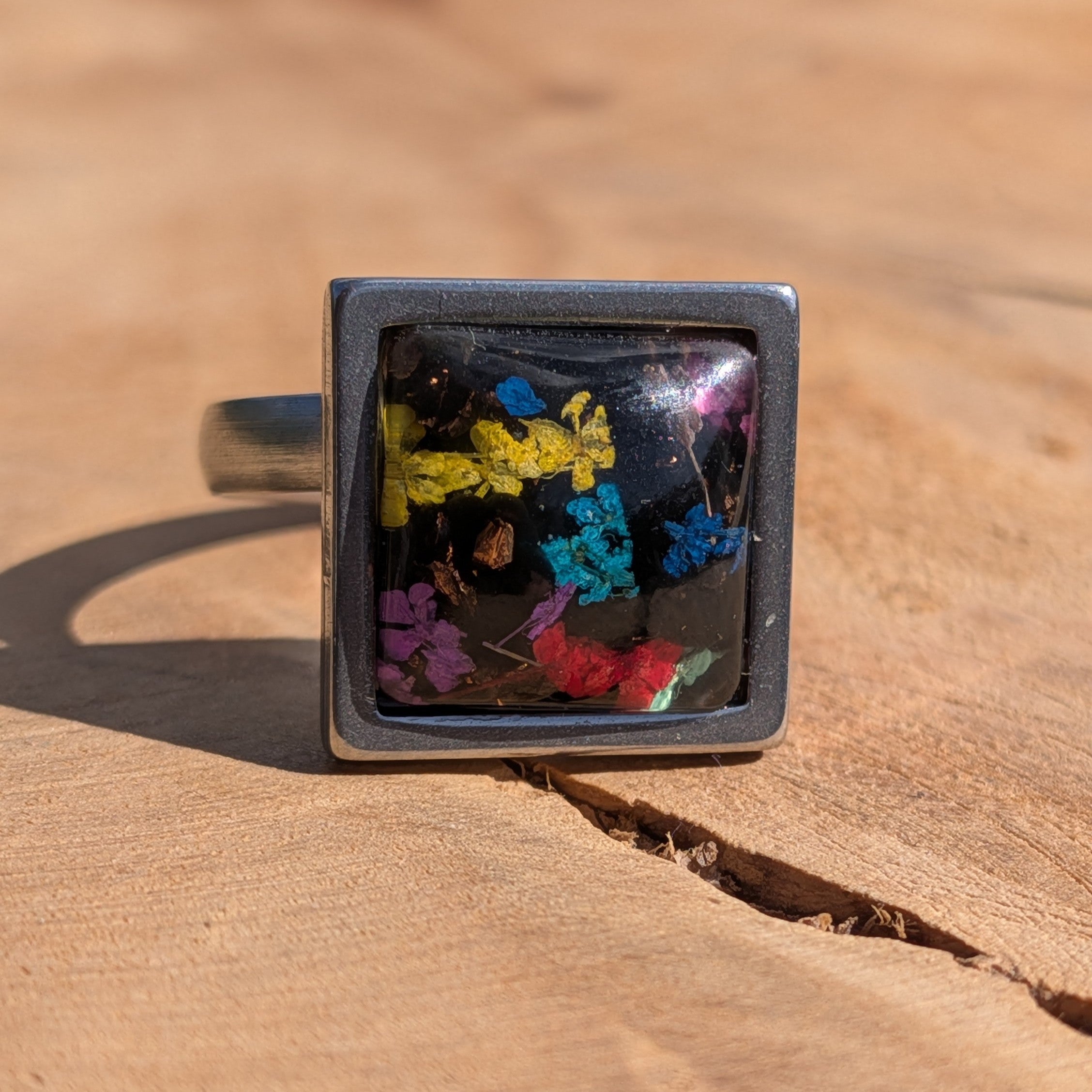 Colourful Dried Flowers Resin Ring – Black Square Stainless Steel 15mm