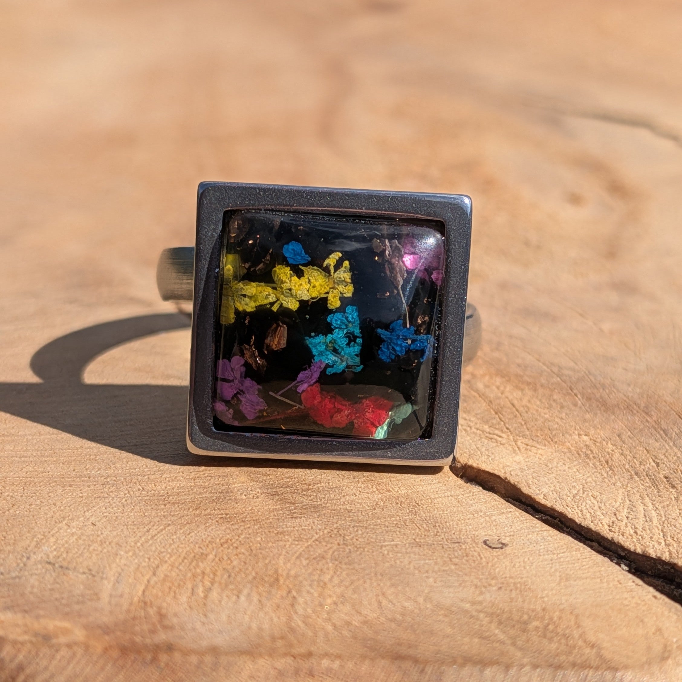 Colourful Dried Flowers Resin Ring – Black Square Stainless Steel 15mm