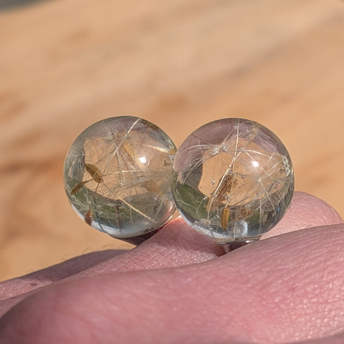 Real dandelion seeds encased in resin sphere ring, handmade gift idea, EL-Creations