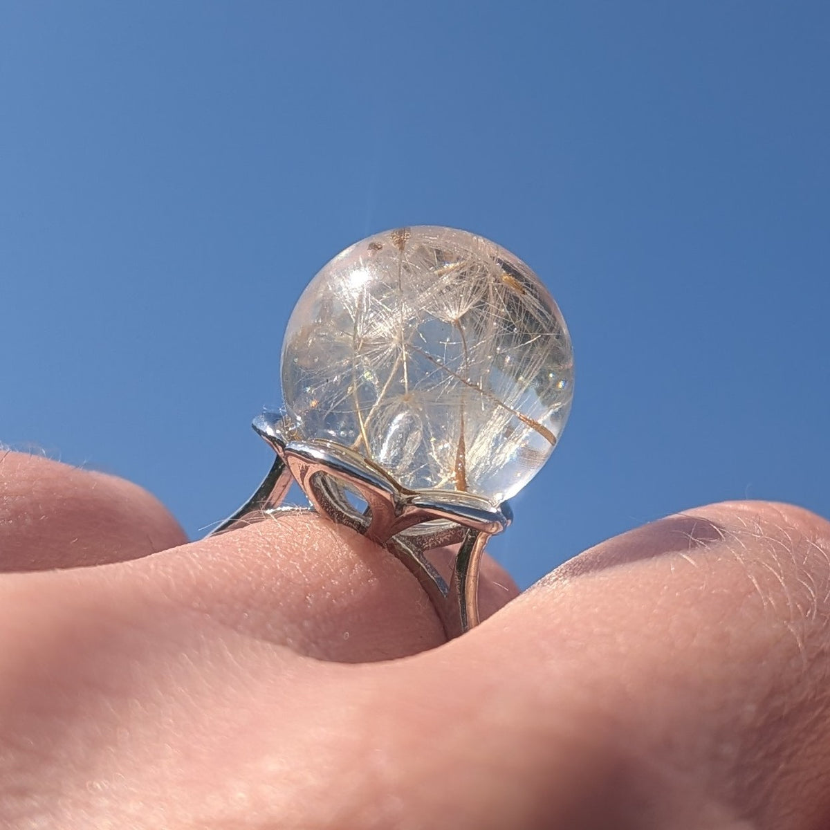 Handmade botanical ring with preserved dandelion – unique gift for her – EL-CreationS