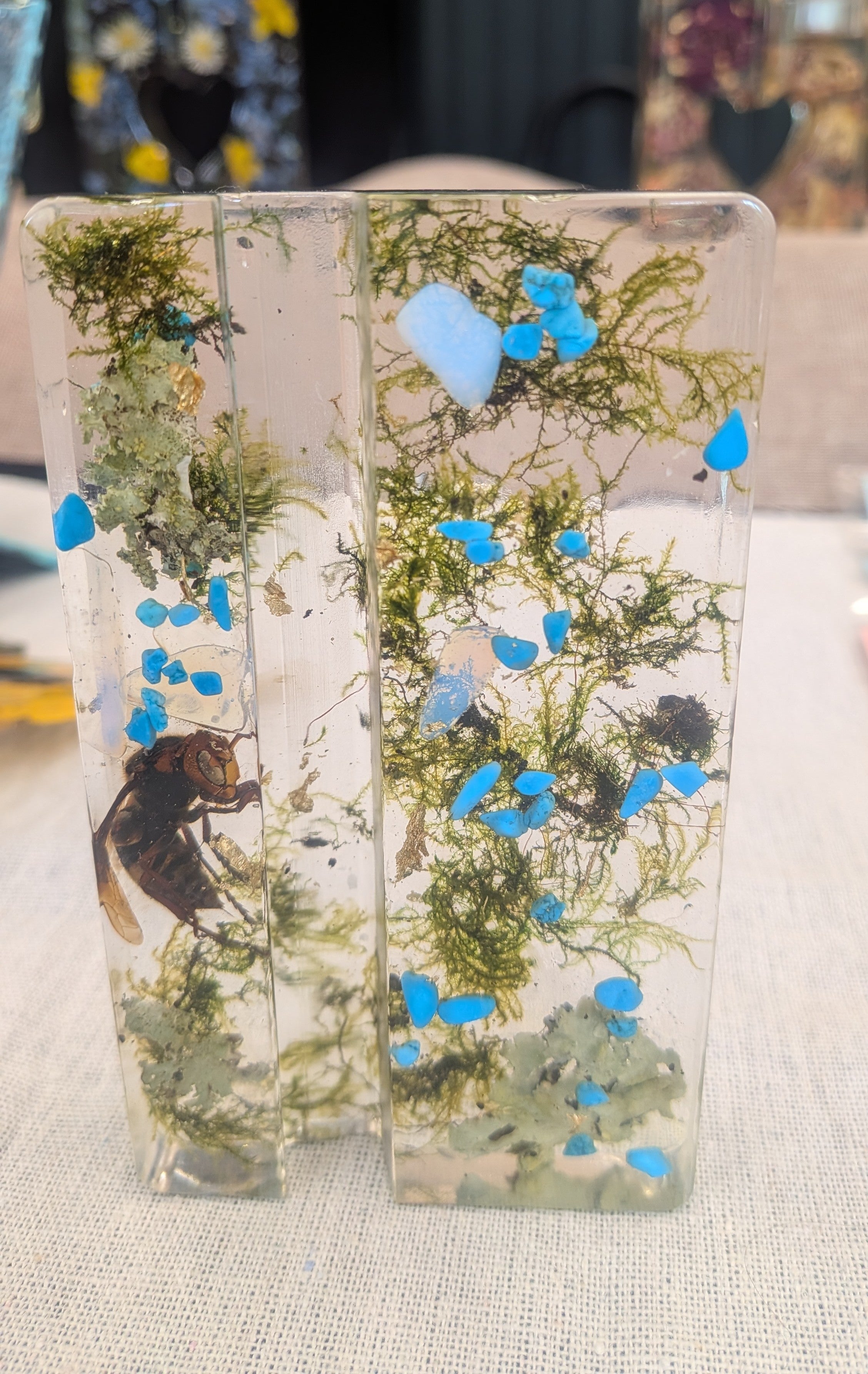 Resin Phone Stand - Beetle, Moss & Blue Stones