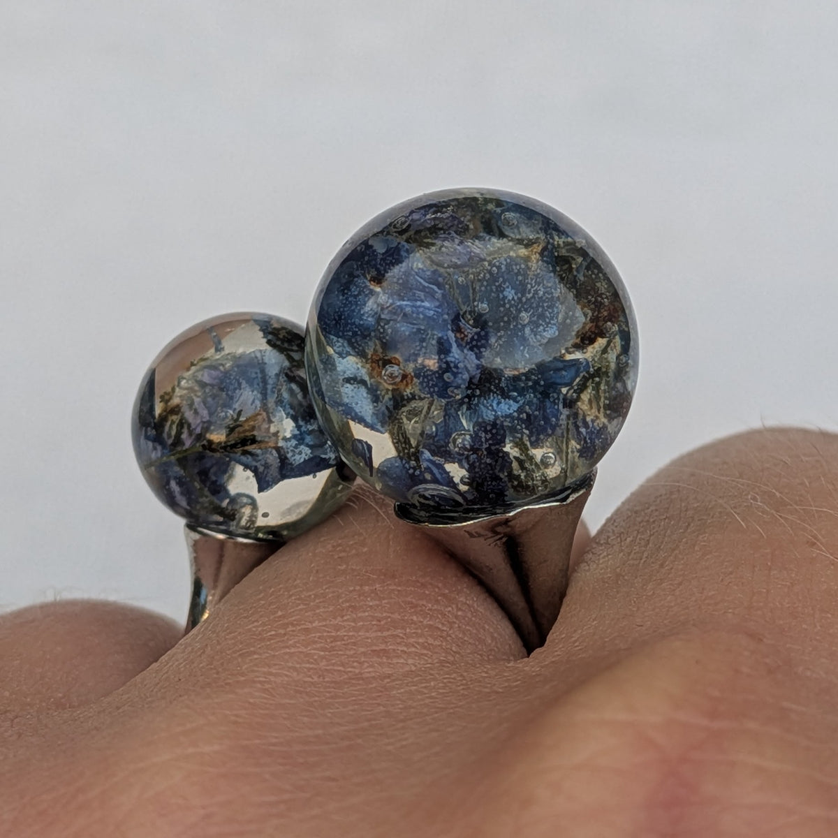 Romantic botanical jewelry – forget-me-not resin ring, meaningful gift for her – EL-CreationS