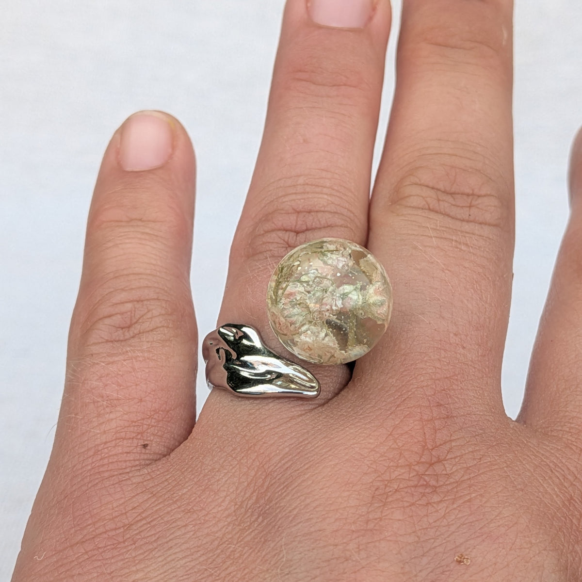 Unique handmade gypsophila ring – real dried flowers in resin, gift for bride or bridesmaid – EL-CreationS