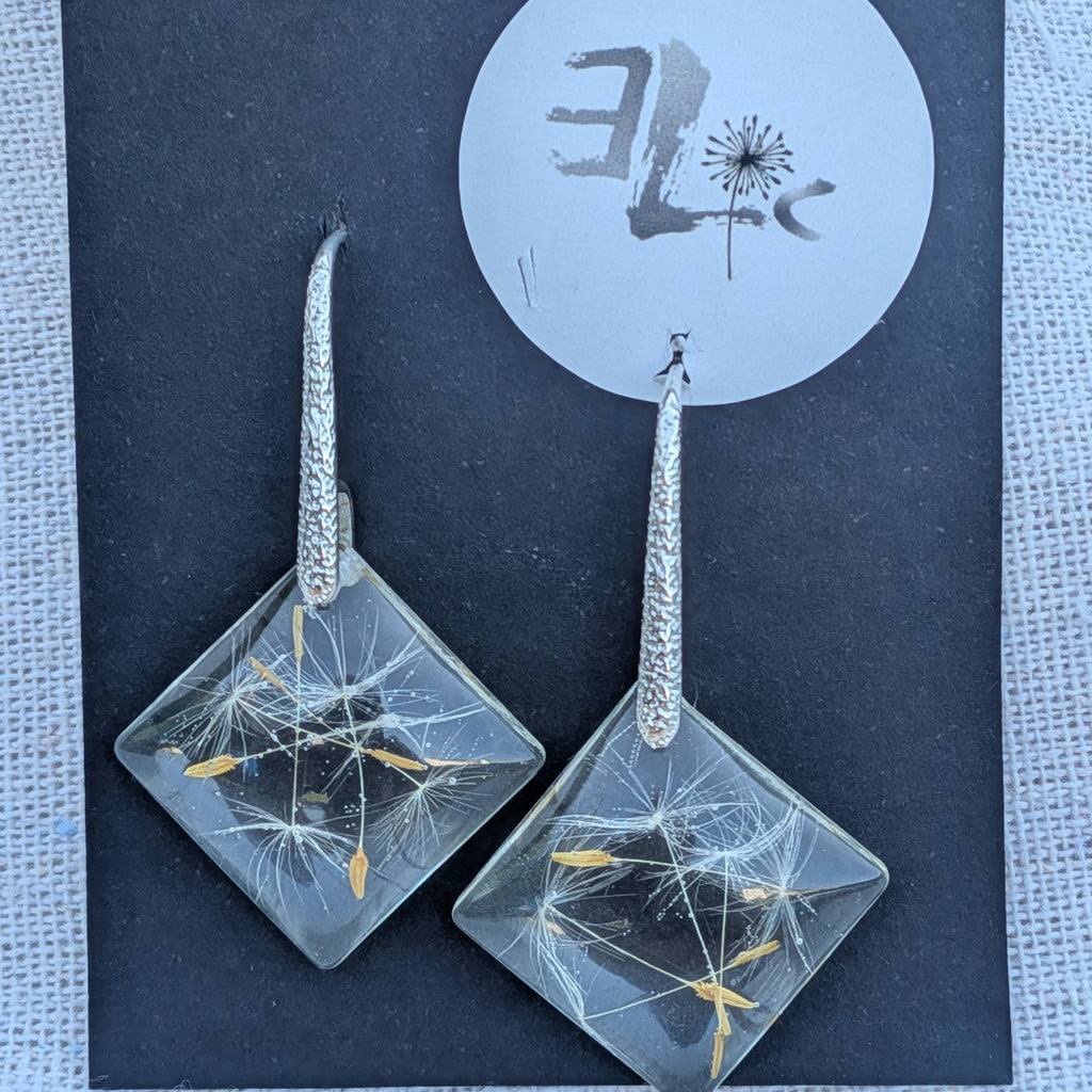 Geometric resin earrings with real dandelion seeds – EL-Creations