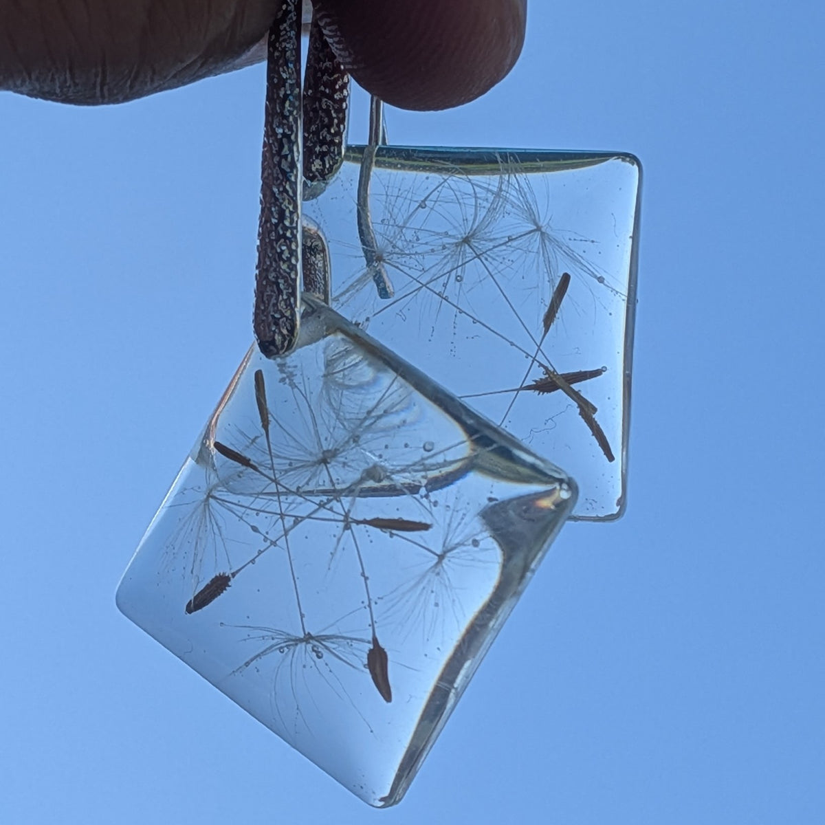 Handmade dandelion seed botanical earrings – EL-Creations