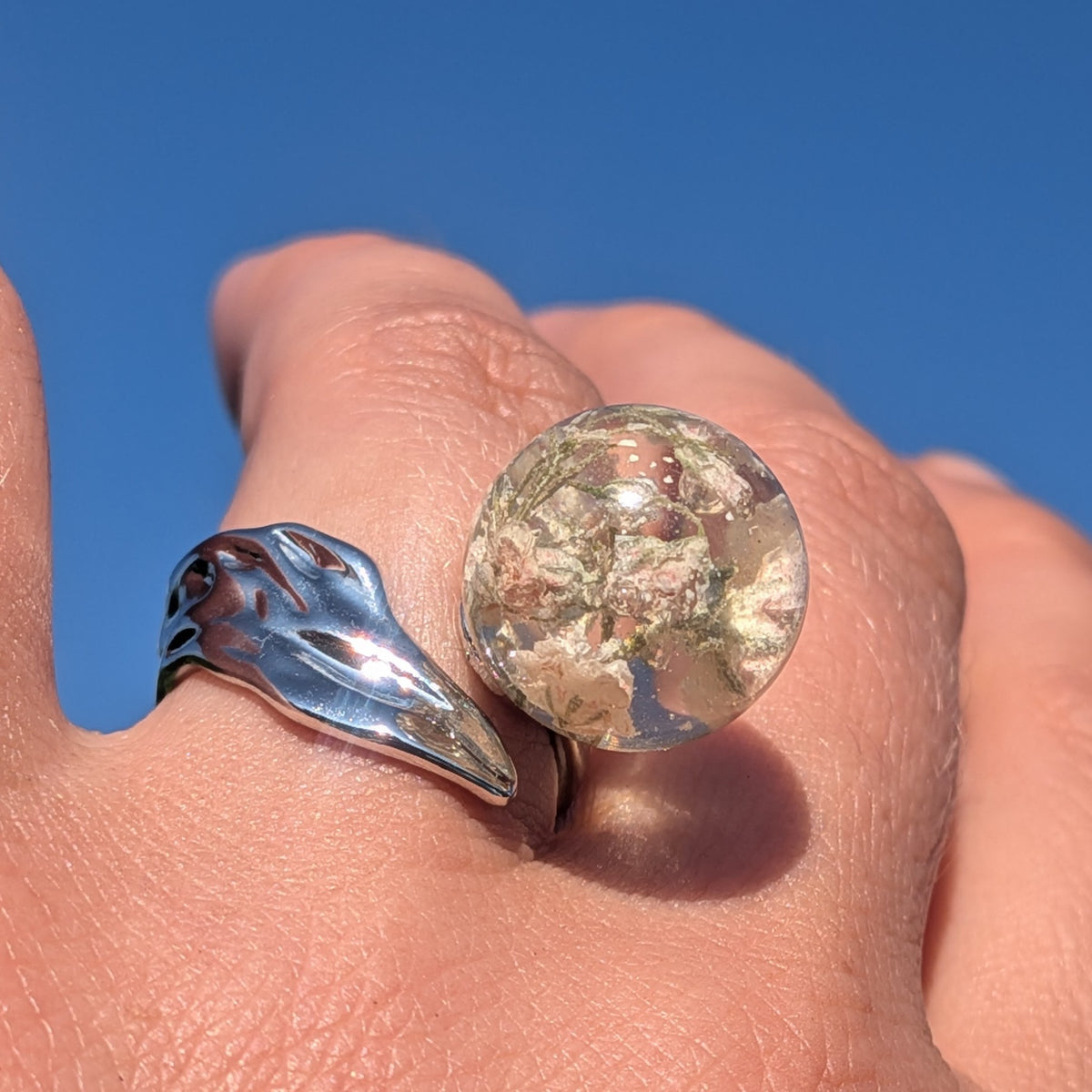 Real flower resin ring with Baby's breath - EL-CreationS
