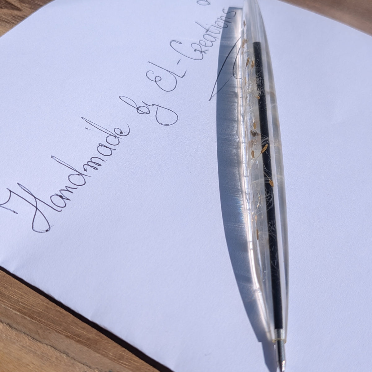 Handmade pen with preserved dandelion flower in clear resin EL-Creations
